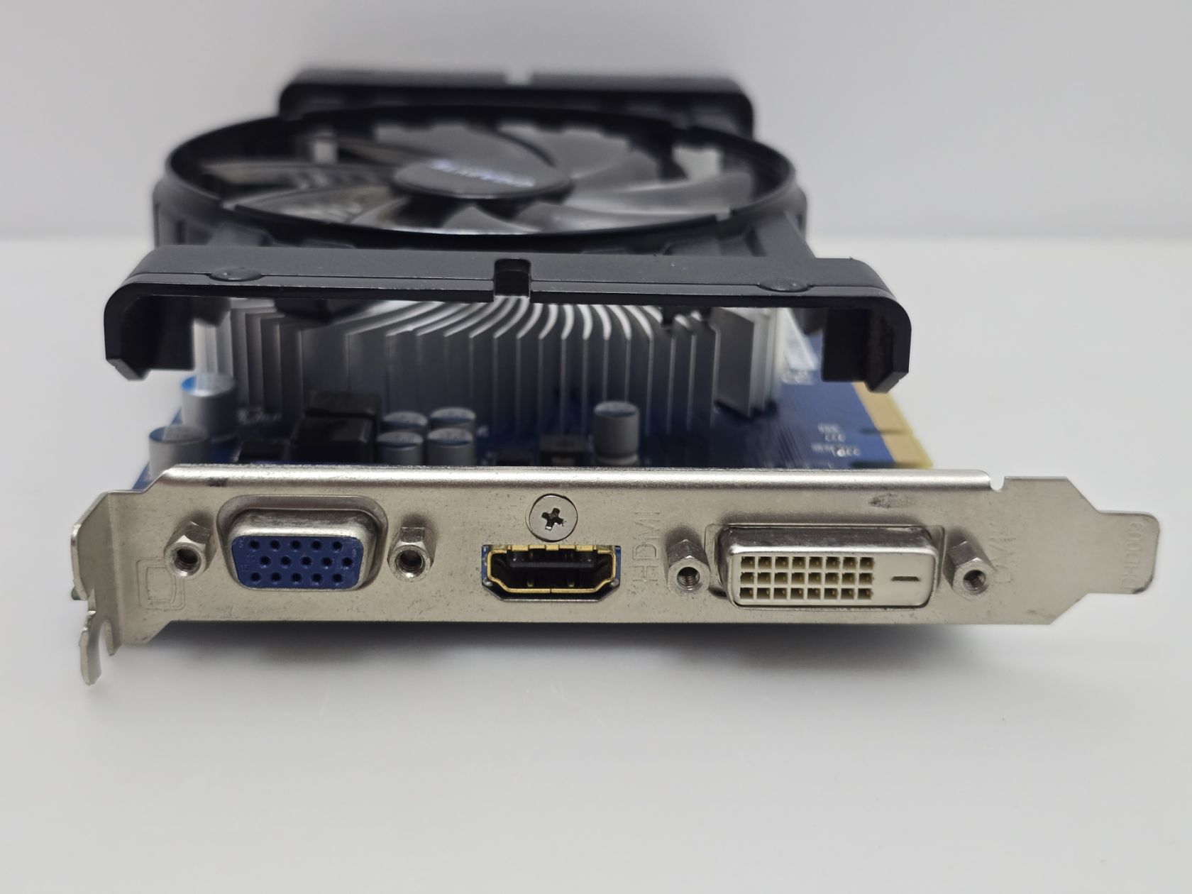 Відеокарта Gigabyte Radeon HD 7750 1GB  (1GB,GDDR5,128 Bit,HDMI,PCI-Ex,Б/у) - фото фото фото 2