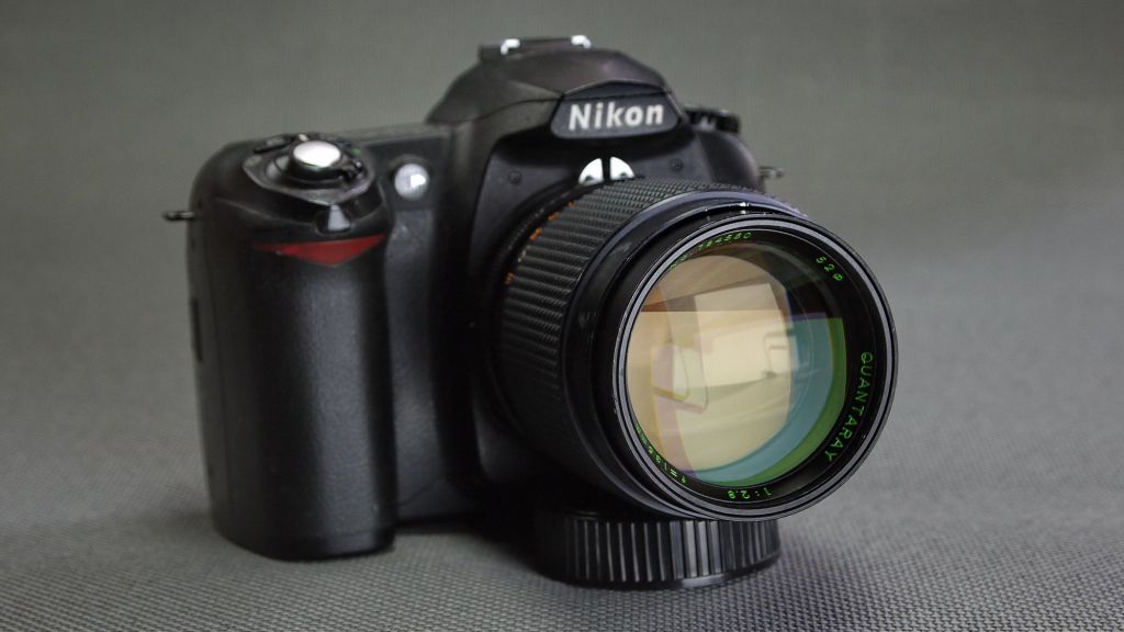 Nikon F светосильный телеобъектив Quantaray        (sigma) 135mm/2,8 ф52мм Вживане - фото фото фото 4