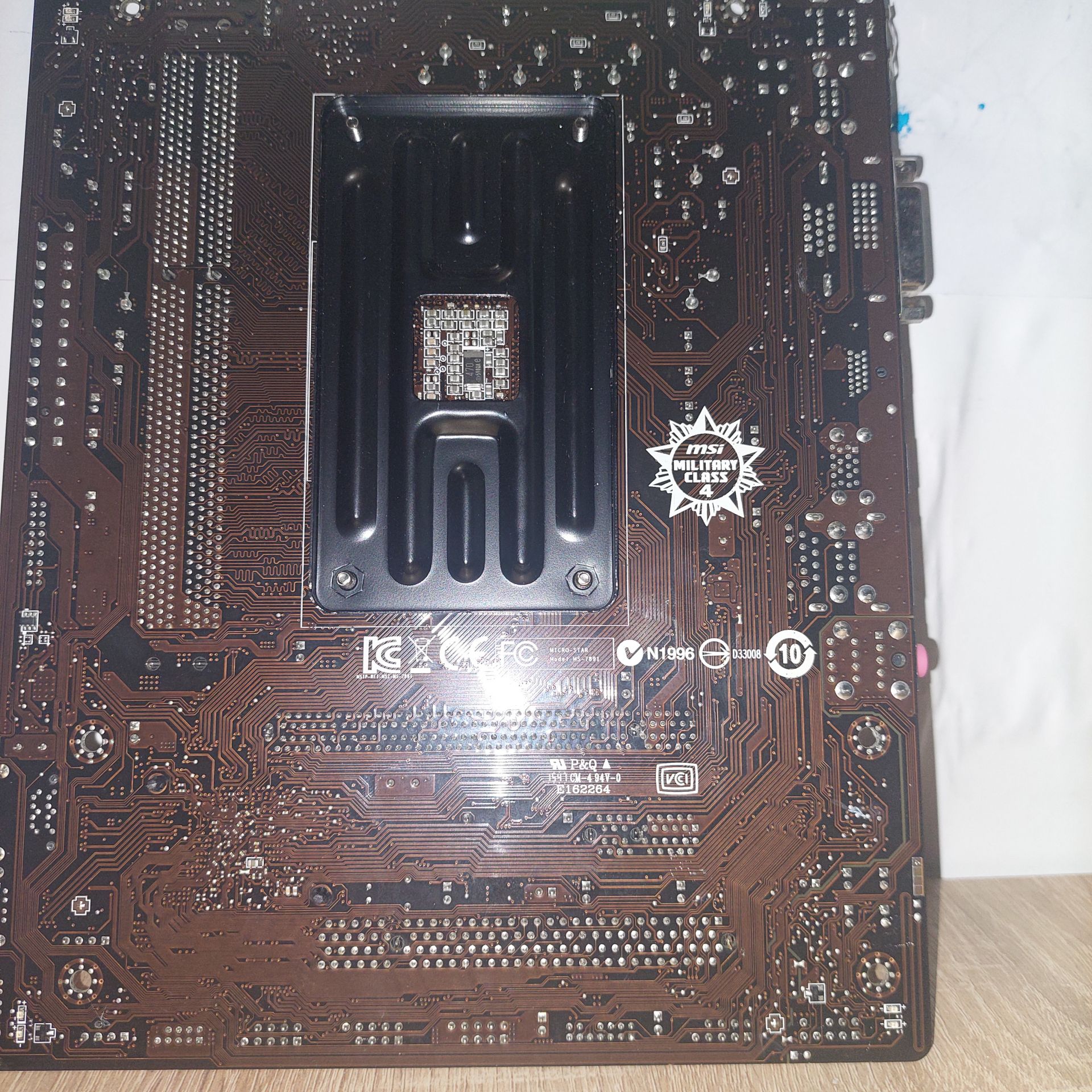 Материнська плата MSI A68HM GRENADE  (sFM2/FM2+, AMD A68H, PCI-Ex16) - фото фото фото 2