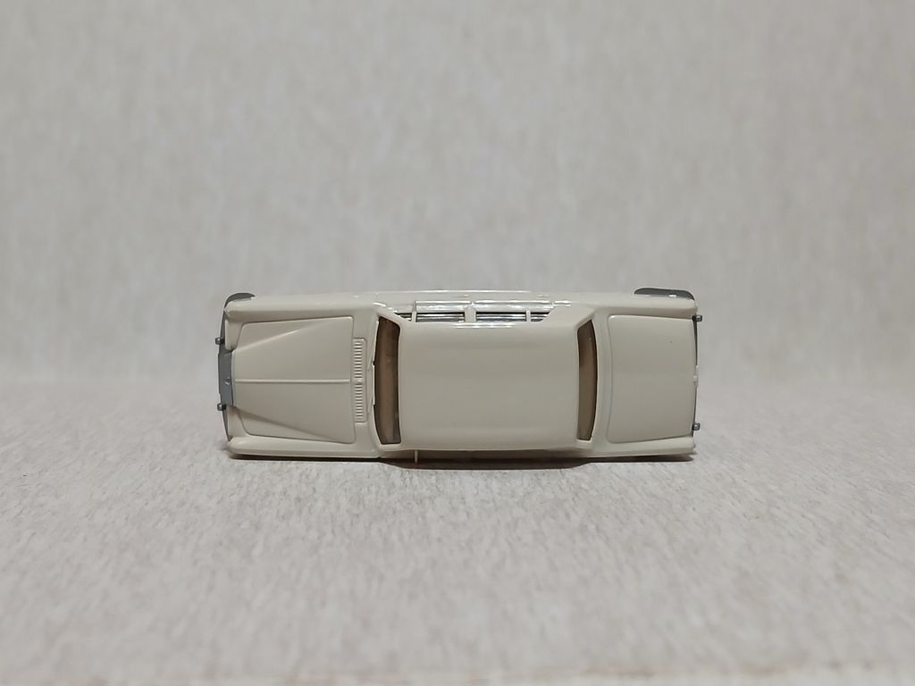Автомобіль Rolls-Royce Silver Shadow. WIKING 1:87 H0  (11830.00/3+) . - фото фото фото 3