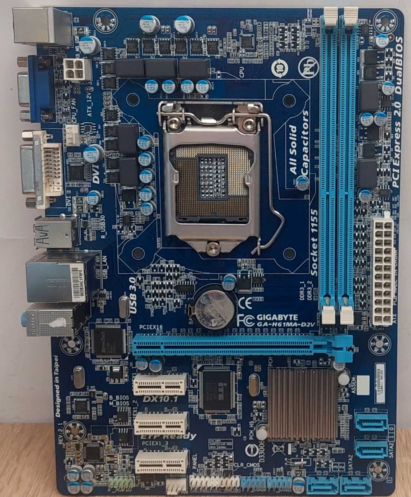 Материнська плата Gigabyte GA-H61MA-D2V  Socket 1155/MicroATX/2 x DDR3 б/в - фото фото фото 3