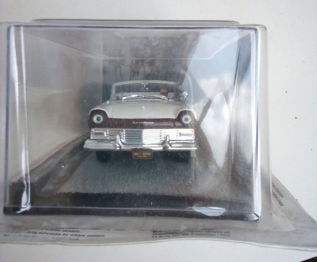 Ford Fairlane 1:43 James Bond Collection - фото фото фото 2