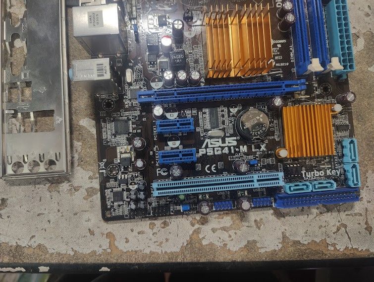 Мат. плата ASUS P5G41-M LX LGA775 G41 PCI-E+SVGA+LAN SATA MicroATX 2DDR2 № 251905101 - фото фото фото 1
