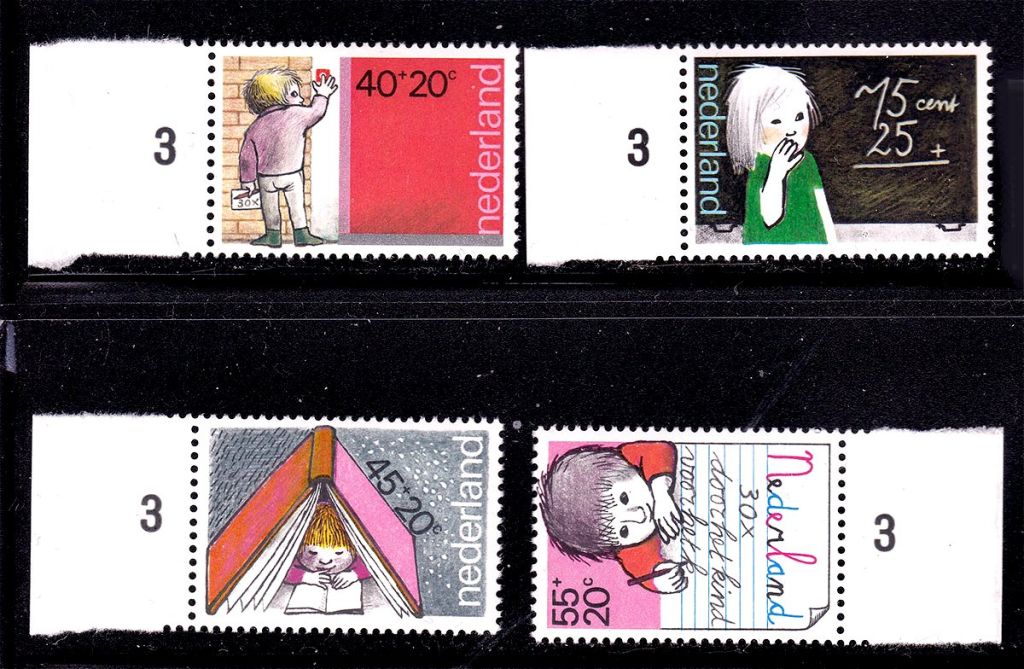 Нидерланды  1978 г  г  MNH  - дети - фото фото фото 0