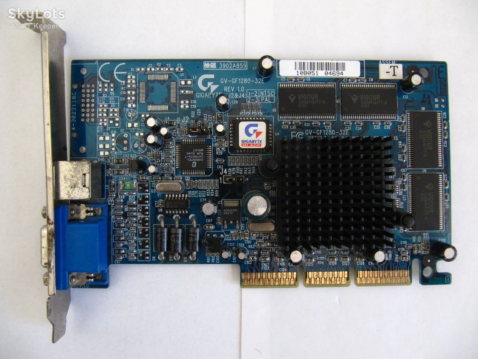 Gigabyte GV-GF1280-32E GeForce2 MX200 32M - фото фото фото 1