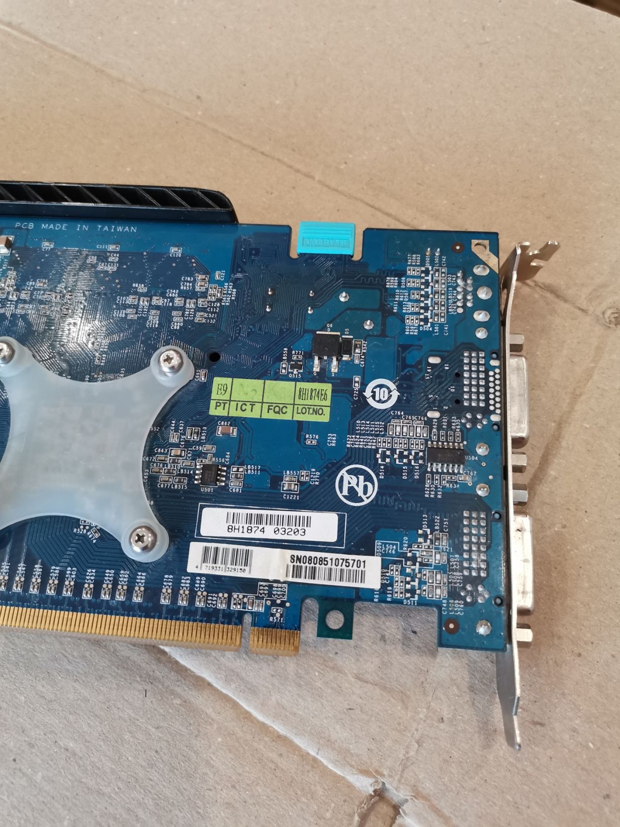 Видеокарта Gigabyte GV-NX86T512H 512mb GDDR2  PCI Express x16 - фото фото фото 5
