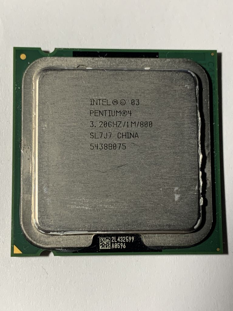 Процессор Intel Pentium 4 540 3.20GHz/1M/800   (SL7J7) s775 - фото фото фото 0