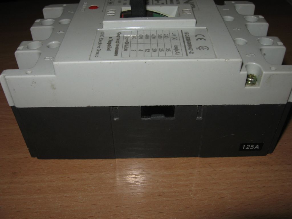 Автоматический выключатель CNC BA-72 125A 3P - фото фото фото 2