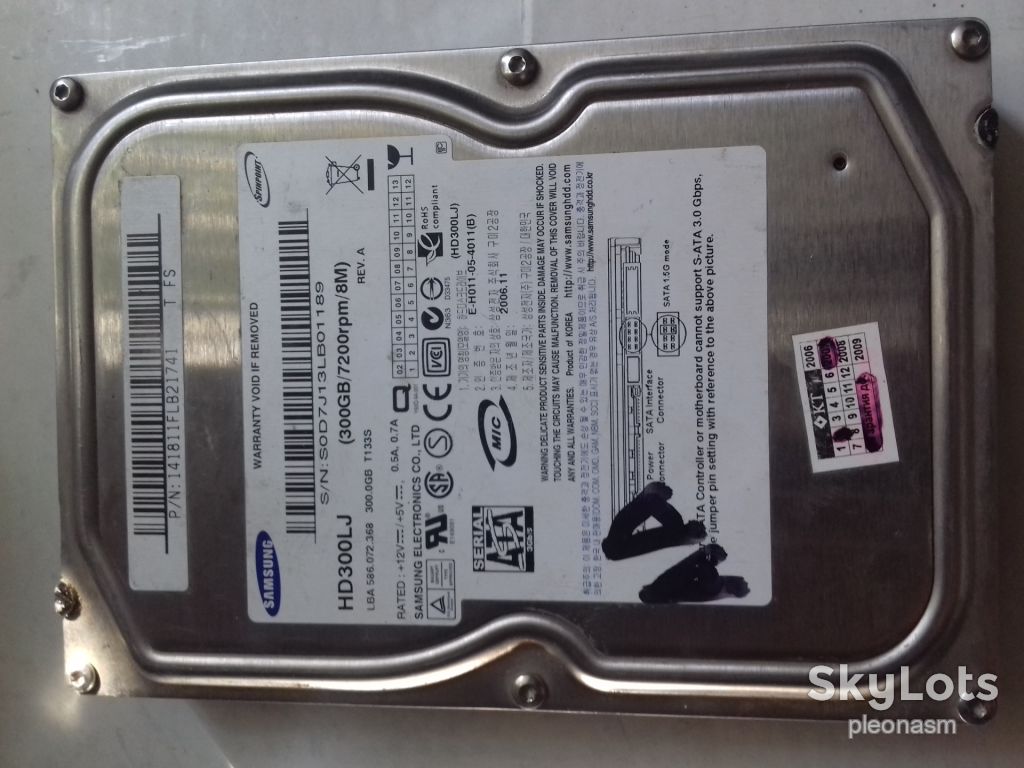 HDD  HD300LJ -  SAMSUNG  -  не визначається - фото фото фото 1