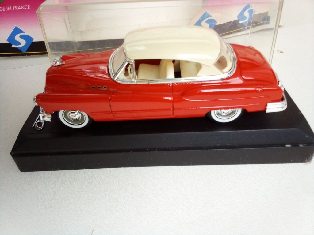 BUICK SUPER hard top by Solido  1/43 - фото фото фото 4