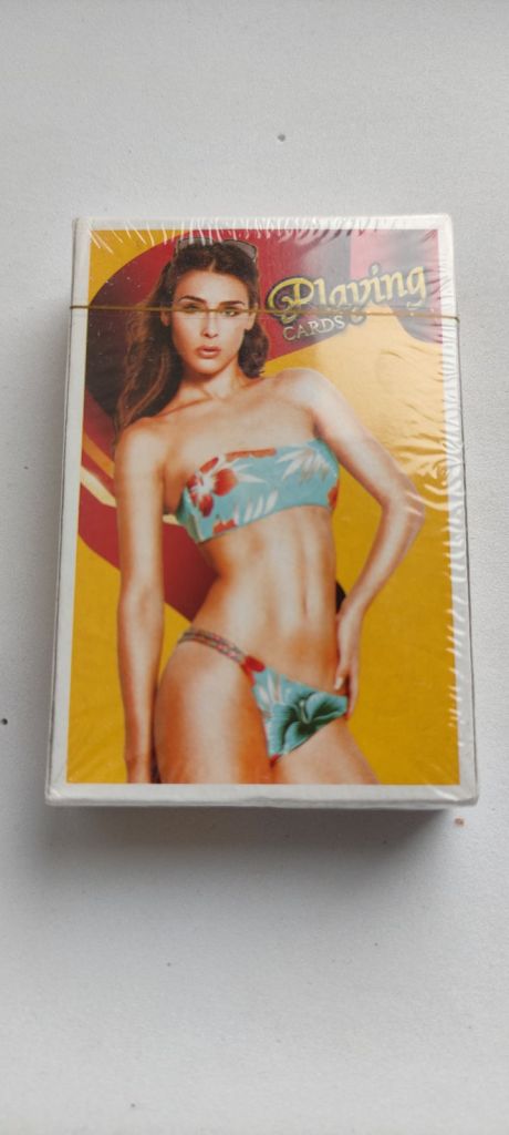 Игральные карты Девушки, запечатанные tn736 - фото фото фото 1