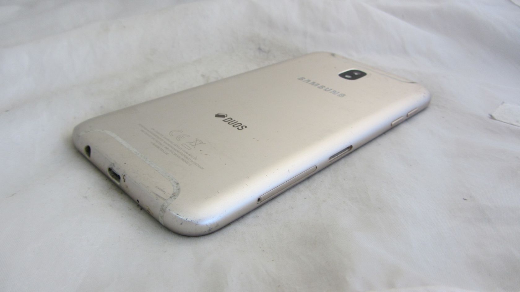 Samsung Galaxy J7   (2017)   (SM-J730F/DS) Gold - фото фото фото 4
