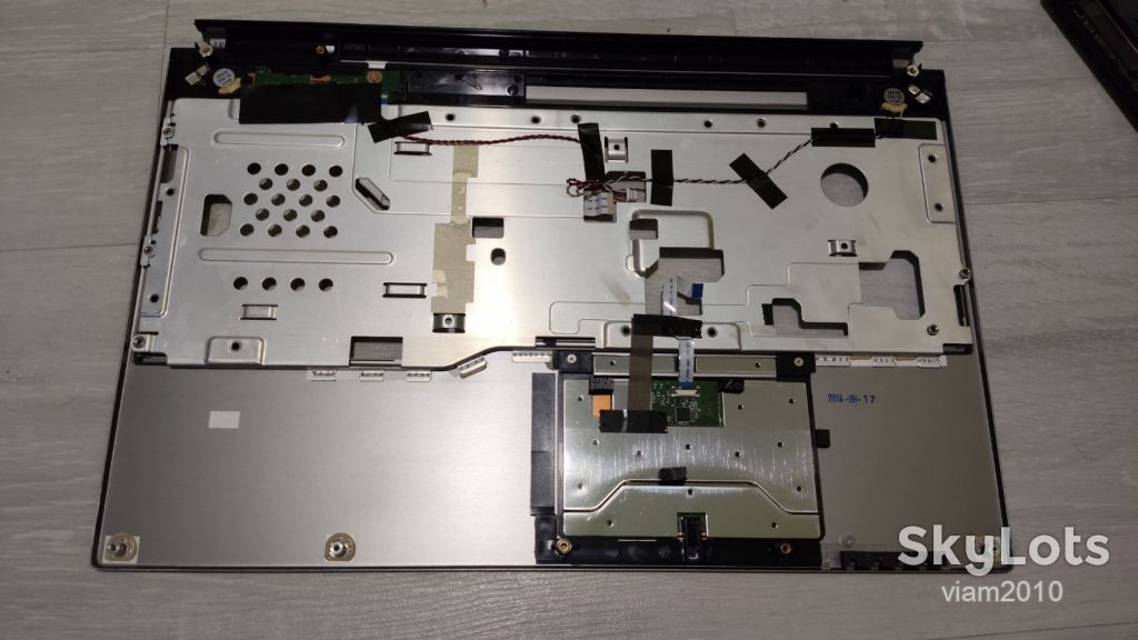 верх і корито Fujitsu E754 - фото фото фото 1