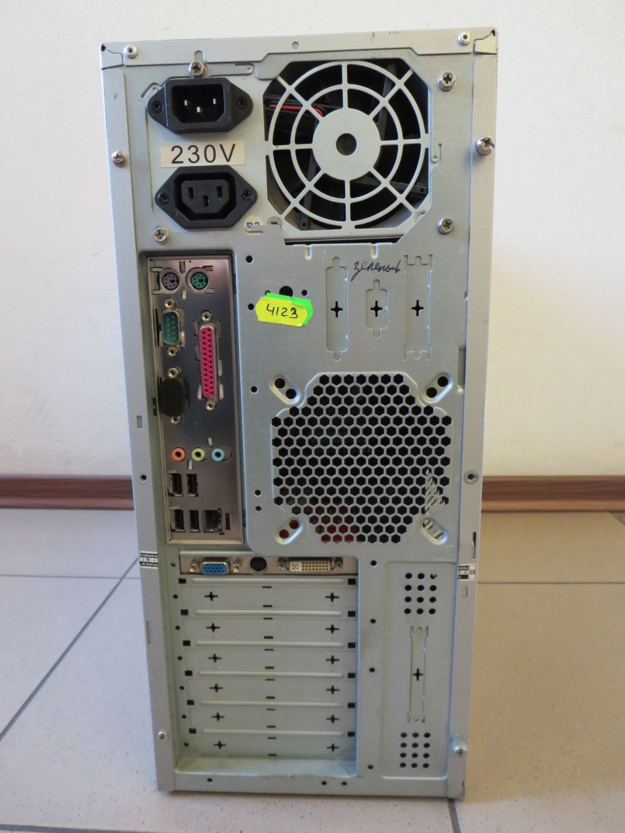 Системный блок Intel Pentium 4 3.00 GHz 3Gb DDR 80 HDD - фото фото фото 3