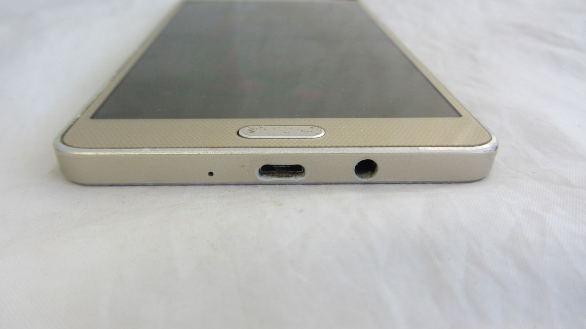 Samsung Galaxy A7 A700H/DS Gold  - фото фото фото 1