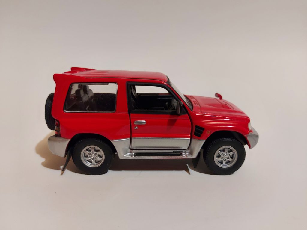 Hongwell Cararama 1:43 Mitsubishi Pajero - фото фото фото 3