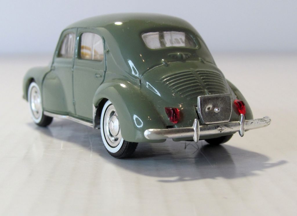 Renault 4 CV, Solido. Made in France. 1:43 . Рено 4 CV - фото фото фото 1