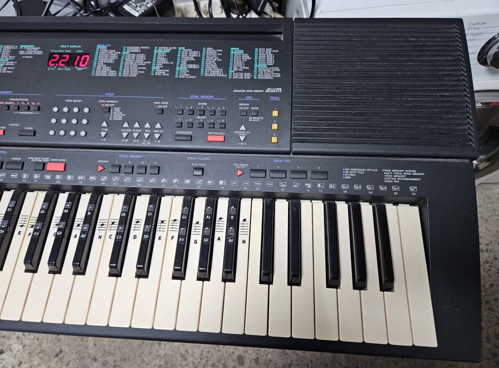 Синтезатор Yamaha PSR-400 - фото фото фото 4