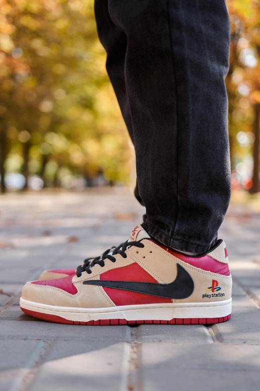 Nike SB Dunk Low x Travis Scott PlayStation Red 44 - фото фото фото 0
