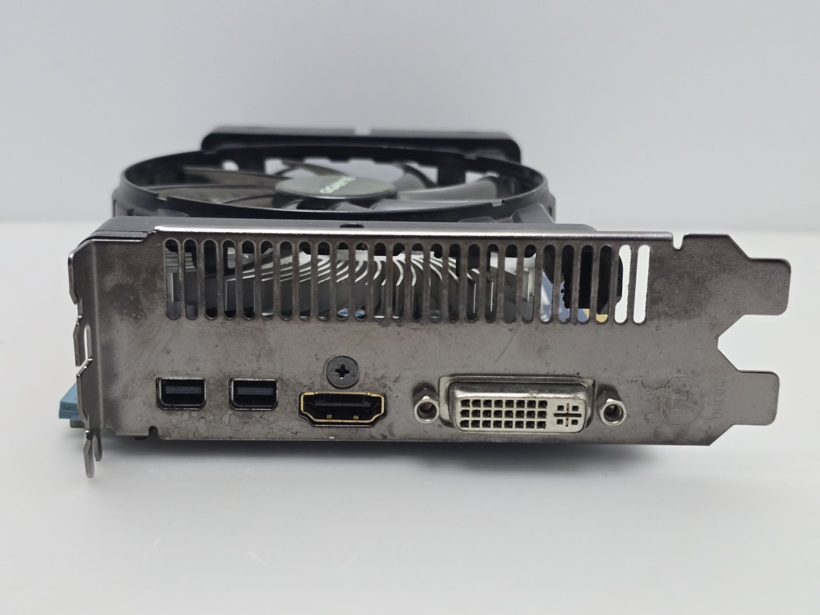Видеокарта Gigabyte Radeon HD 7770 1GB  (GDDR5,128 Bit,HDMI,PCI-Ex,Б/у) - фото фото фото 2