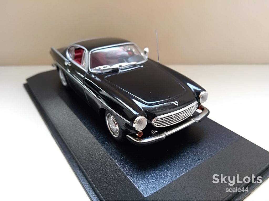 Volvo P1800S 1969.Minichamps.1/43 - фото фото фото 2