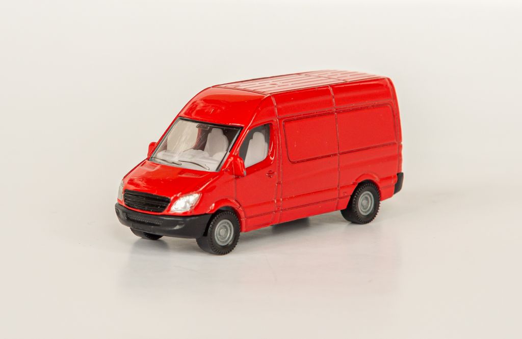 1:55 Mercedes Benz Sprinter Van red, Siku #1667 - фото фото фото 0