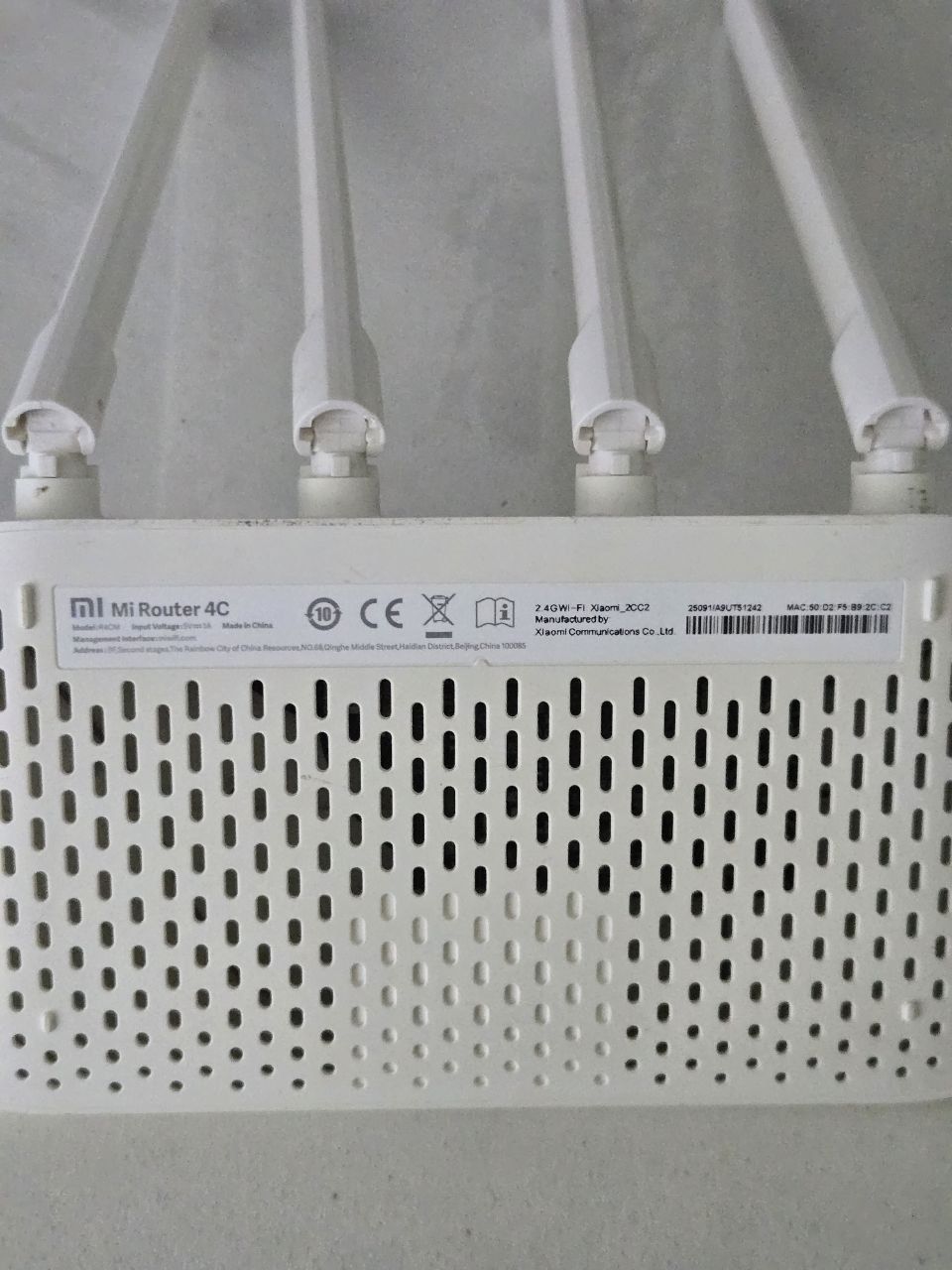 Маршрутизатор Xiaomi Mi Router 4C    (модель R4CM / DVB4231GL) Роутер - фото фото фото 1