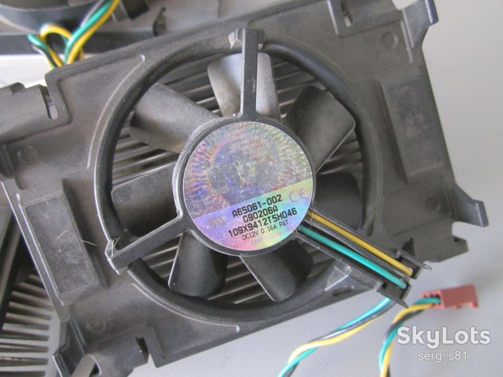 Кулер Intel s478 BOX CPU 12В 3pin Вентилятор Охолодження процесора - фото фото фото 5