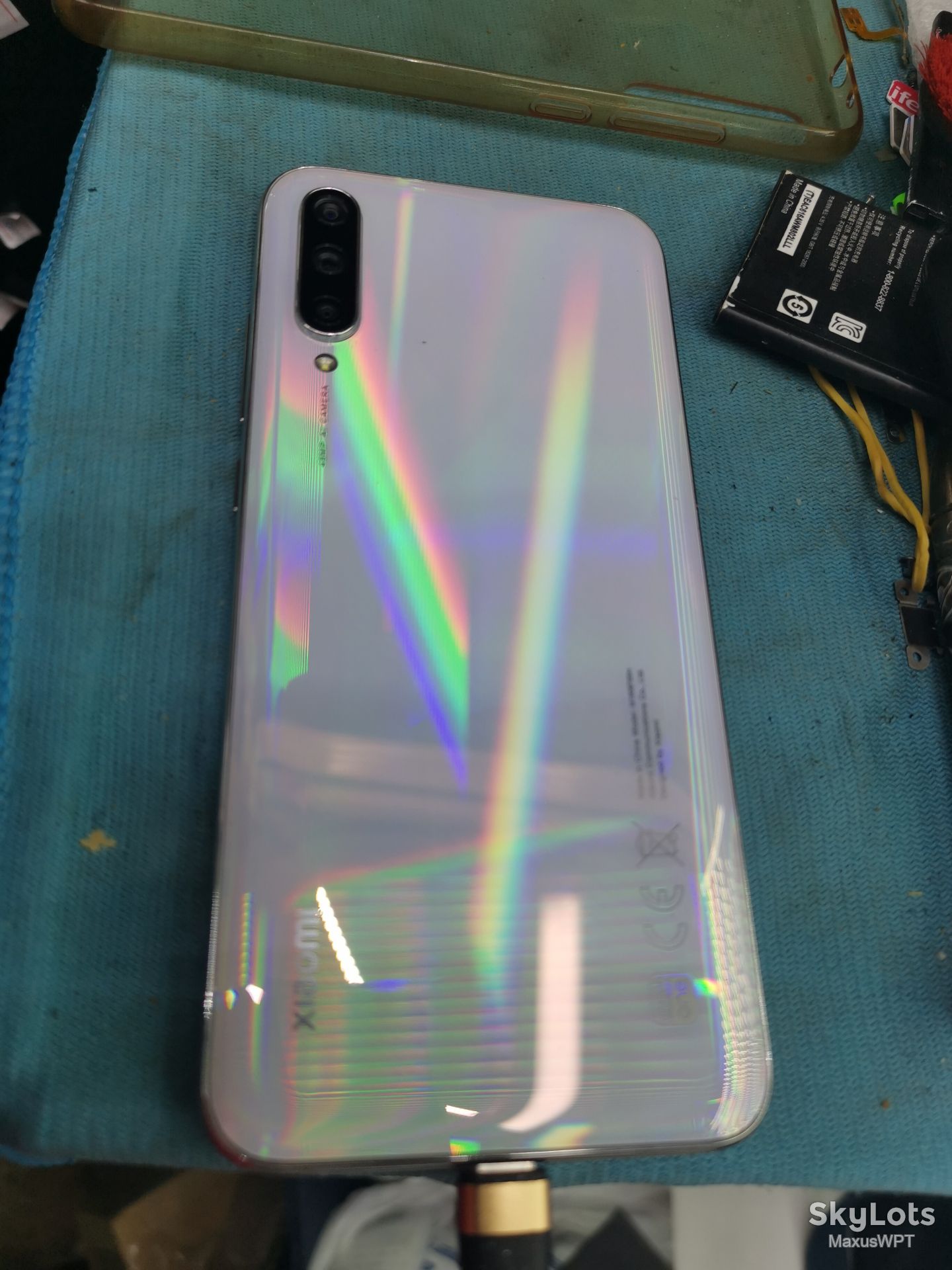 #18 Sklad Xiaomi Mi A3 white 4/64 box - фото фото фото 2