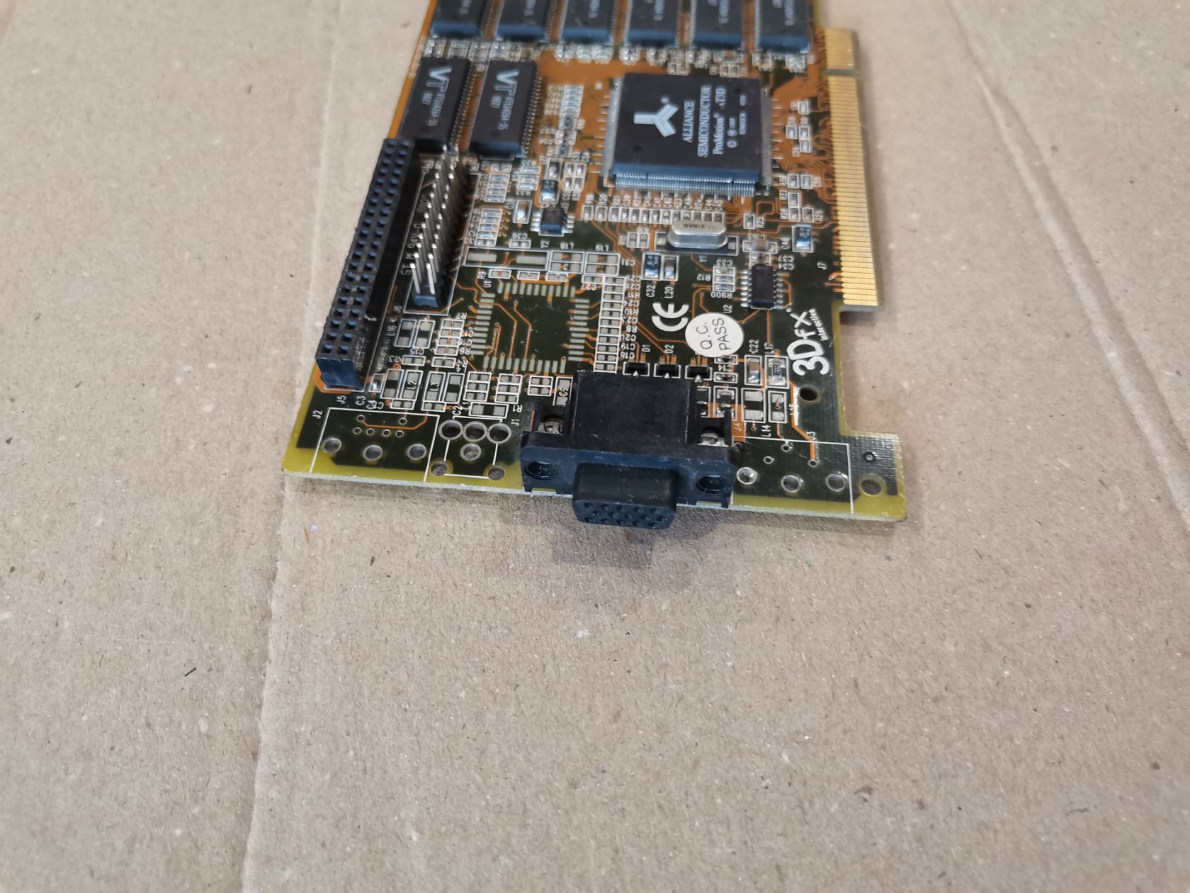 Видеокарта 3dfx Voodoo InnoVision 3DXRush PCI - фото фото фото 1