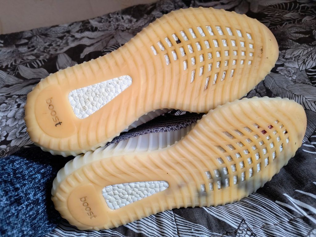 Кросівки Adidas Yeezy Boost 350 V2 Ash Pearl - фото фото фото 6