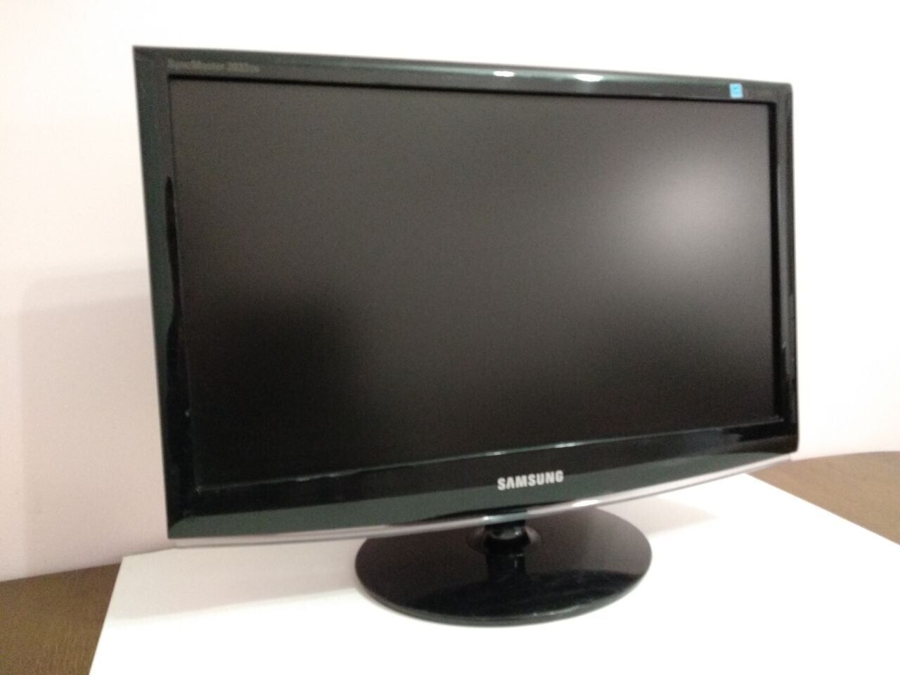 19  Монітор 20" Samsung SyncMaster 2033SN - фото фото фото 1