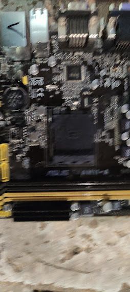 Мат. плата ASUS AM1I-A Socket AM1 Dsub+DVI+HDMI GbLAN SATA Mini-ITX 2DDR3 № 241101320 - фото фото фото 1