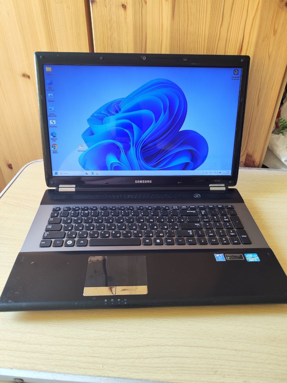 Samsung RC728 i7-2620M  + ram 8Gb + video 2 Gb + HDD 500Gb - фото фото фото 0