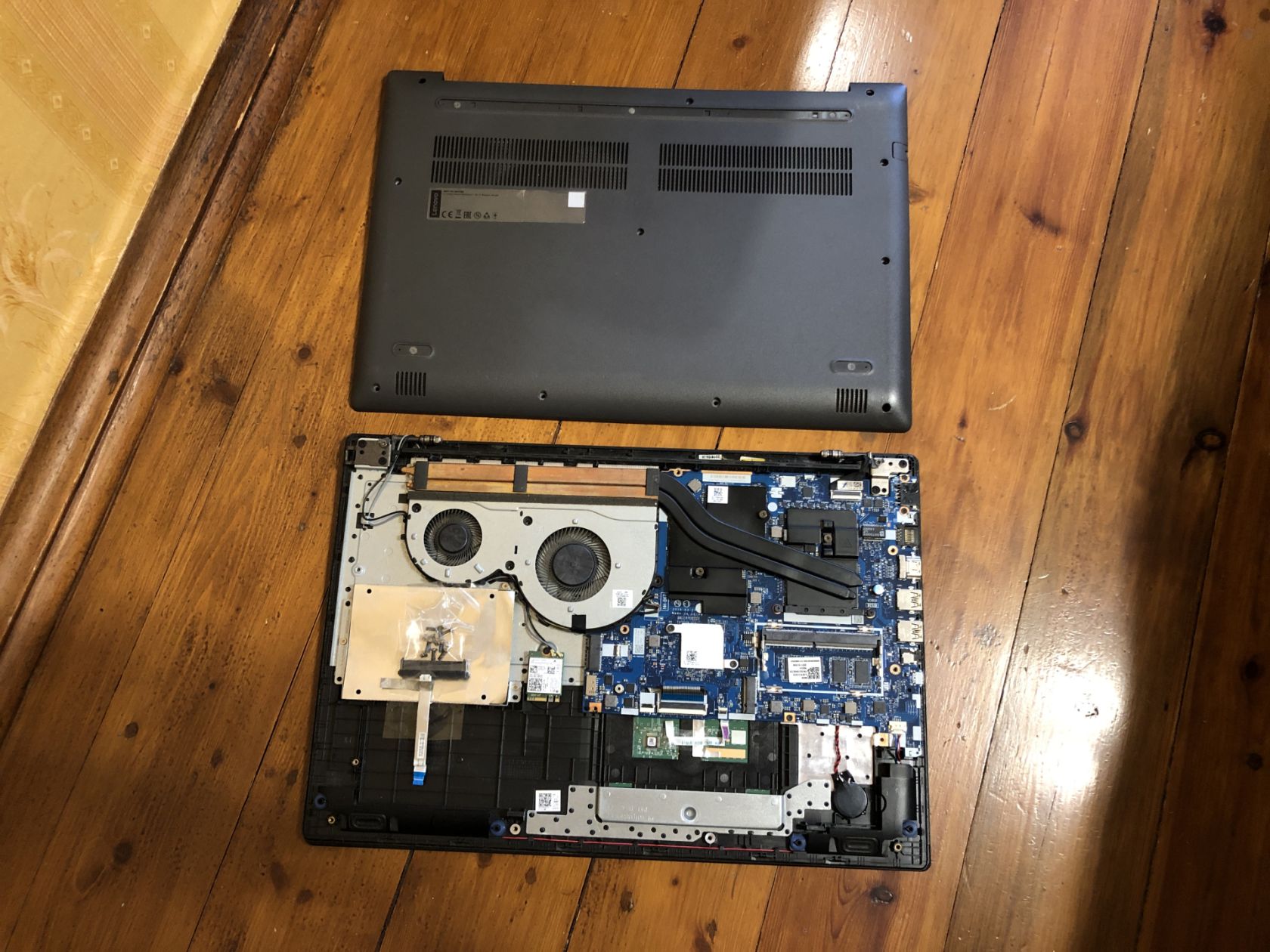 Lenovo Ideapad 330-15ICH  неробочий частинами - фото фото фото 1