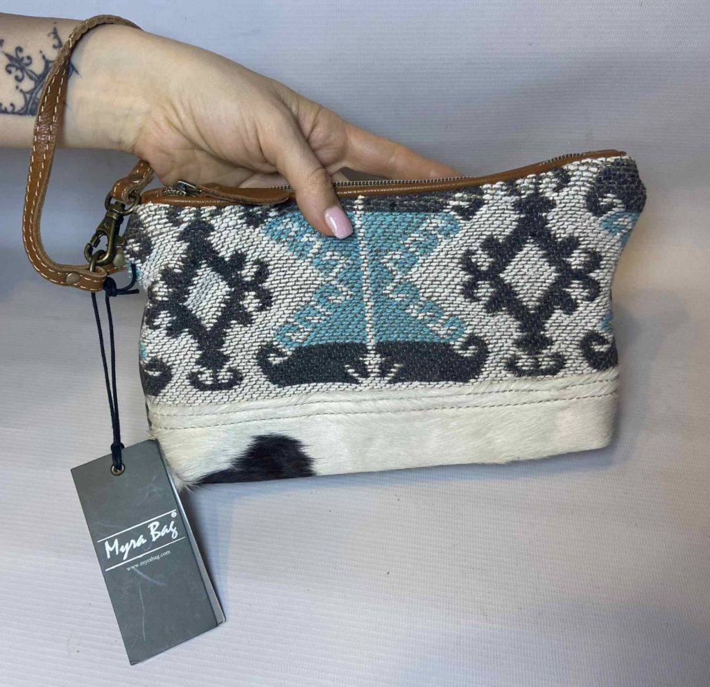 Брендова сумочка-косметичка isabela pouch. USA. - фото фото фото 0