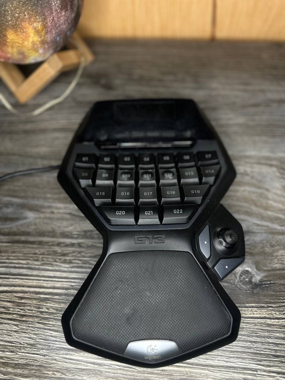 Додаткова, ігрова, одноручна клавіатура Logitech G13 - фото фото фото 1