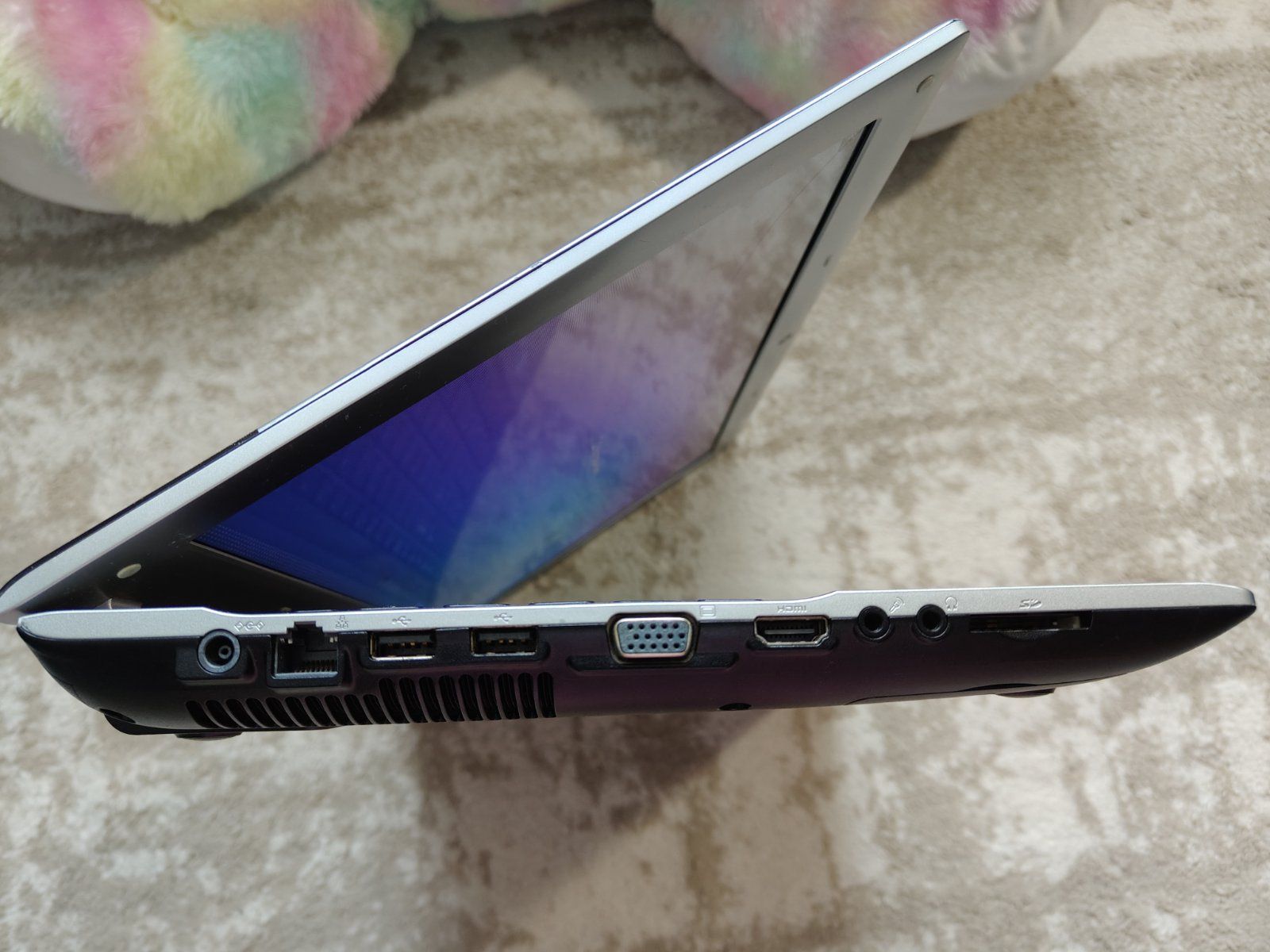 Ноутбук SAMSUNG RV520 - фото фото фото 5