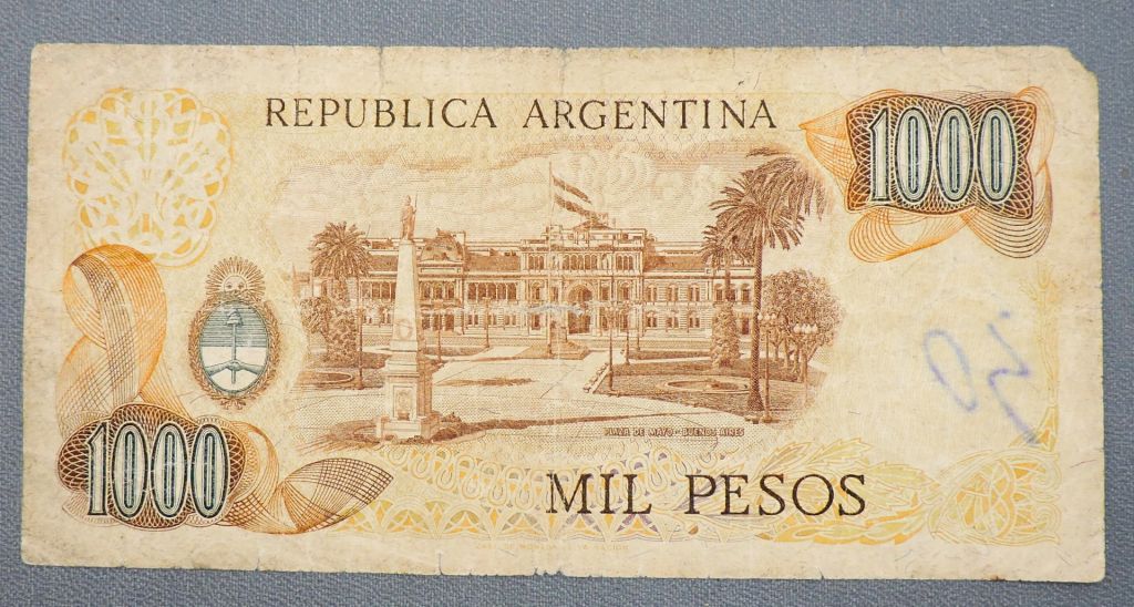 Аргентина 1000 песо 1976-1983 - фото фото фото 1