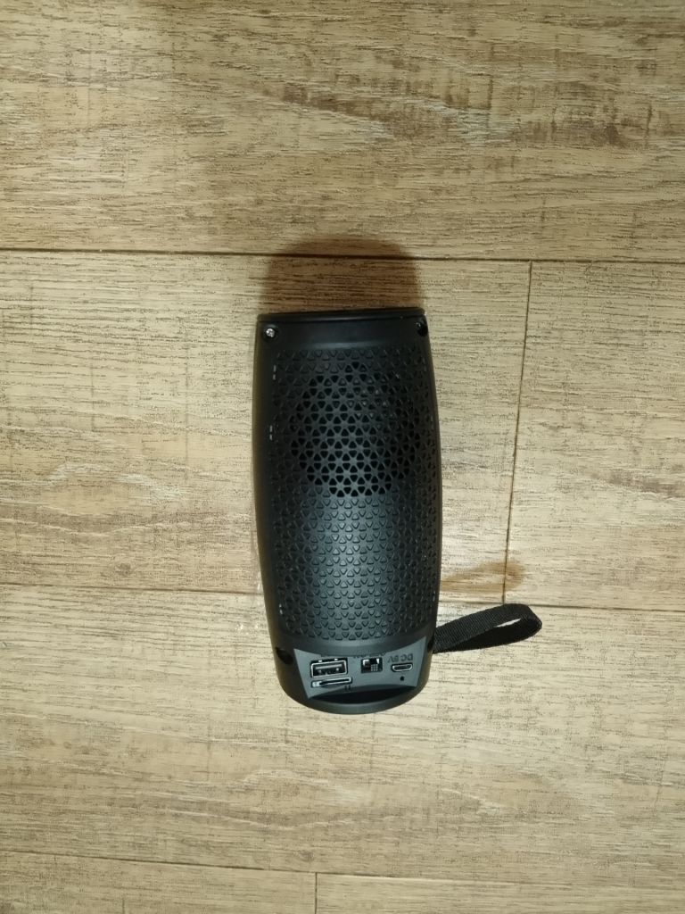 Портативна Bluetooth колонка ZQS1201 з LED підсвічуванням - фото фото фото 5