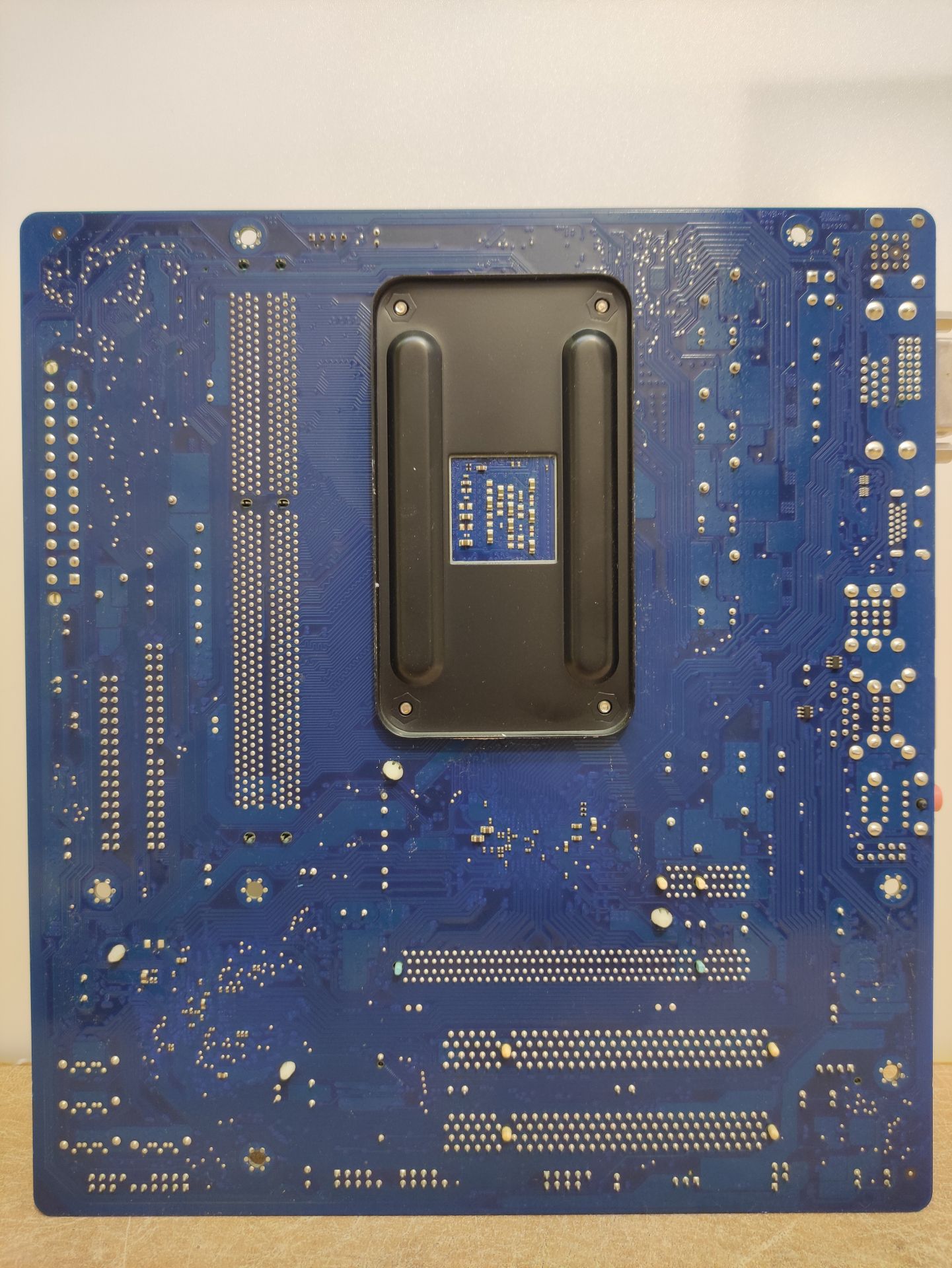 Материнская плата Socket AM3 / Gigabyte GA-MA78LMT-S2 / MicroATX 2 x DDR3 - фото фото фото 3