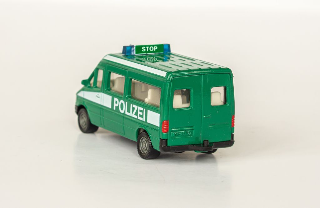 1:55 Mercedes Benz Sprinter Polizei, Siku 0804 - фото фото фото 4