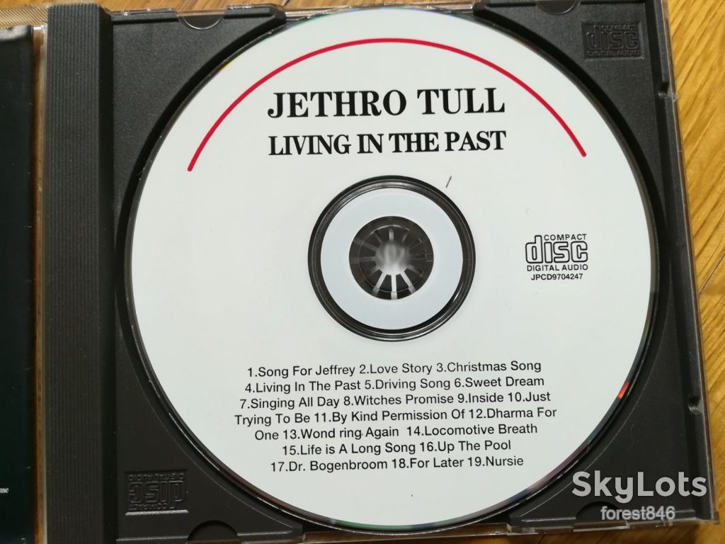 Jethro Tull-Living in the past-состояние: 4+ - фото фото фото 4