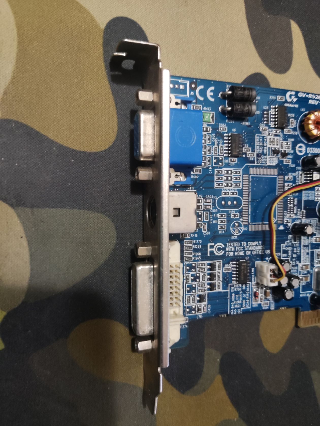 Видеокарта Gigabyte GV-R9264DH 64mb - фото фото фото 0