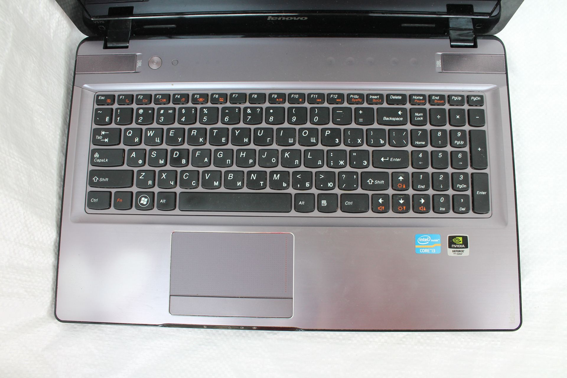 Ноутбук LENOVO Y570 - фото фото фото 2