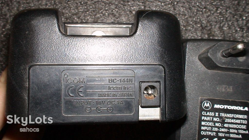 ЗАРЯДНОЕ УСТРОЙСТВО  К Р\С ICOM  BC-144 - фото фото фото 2