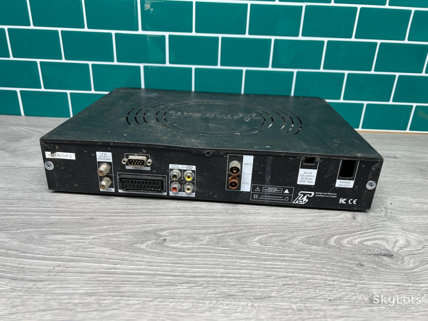 Супутниковий тюнер StarSat SR-X7300USB  (126) - фото фото фото 4