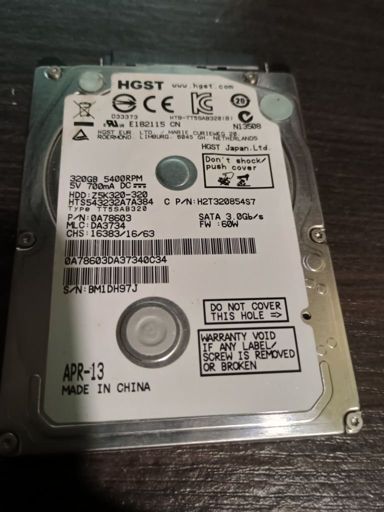 HDD для ноутбука HGST 320 Gb - фото фото фото 0