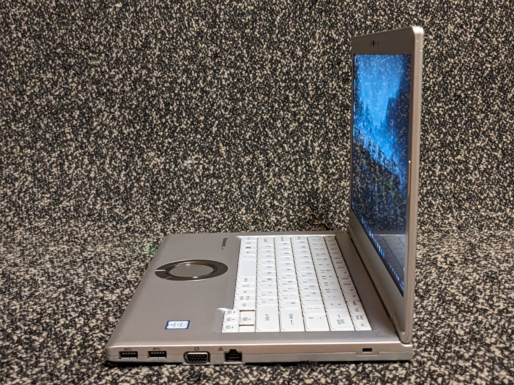 ноутбук Panasonic CF-LV8 • Intel®Core™ i7-8665U|16|512|Intel UHD Graphics|FHD ips - фото фото фото 5