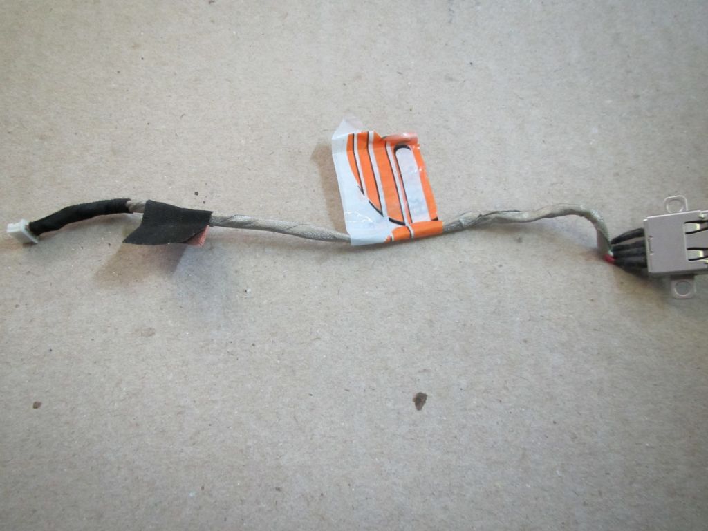 Разъем дополнительного USB ноутбука Fujitsu Lifebook AH530 - фото фото фото 0